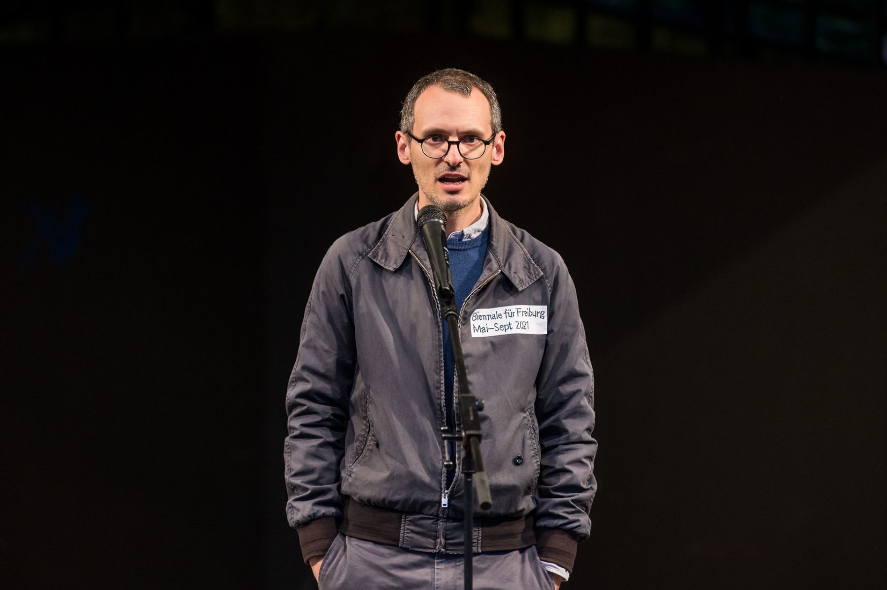 Heinrich Dietz, Vorsitzender des Vereins Perspektiven für Kunst in Freiburg e.V., der die BfF ausrichtet. Fotografie: Marc Doradzillo.